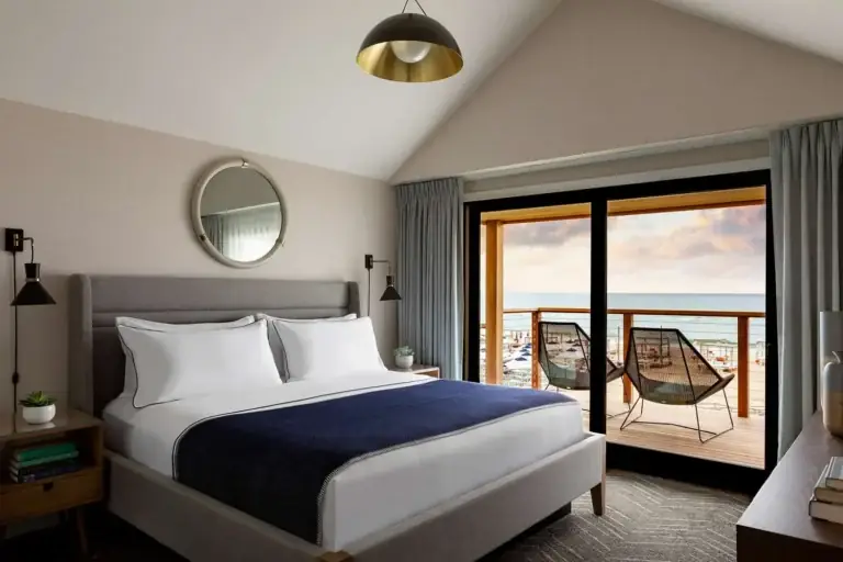 Best Beachfront Suites Only in the US: The Definitive Coastal Luxury Guide