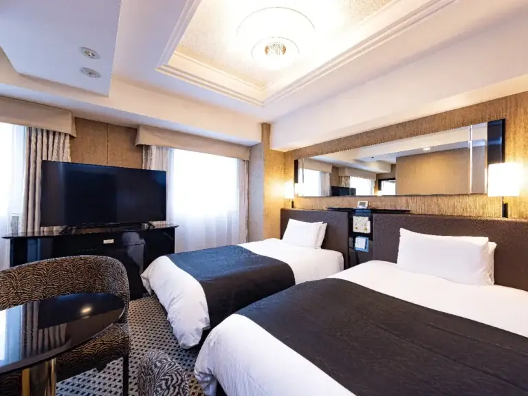 Top Suites Only Plans: Definitive Luxury Hospitality Guide